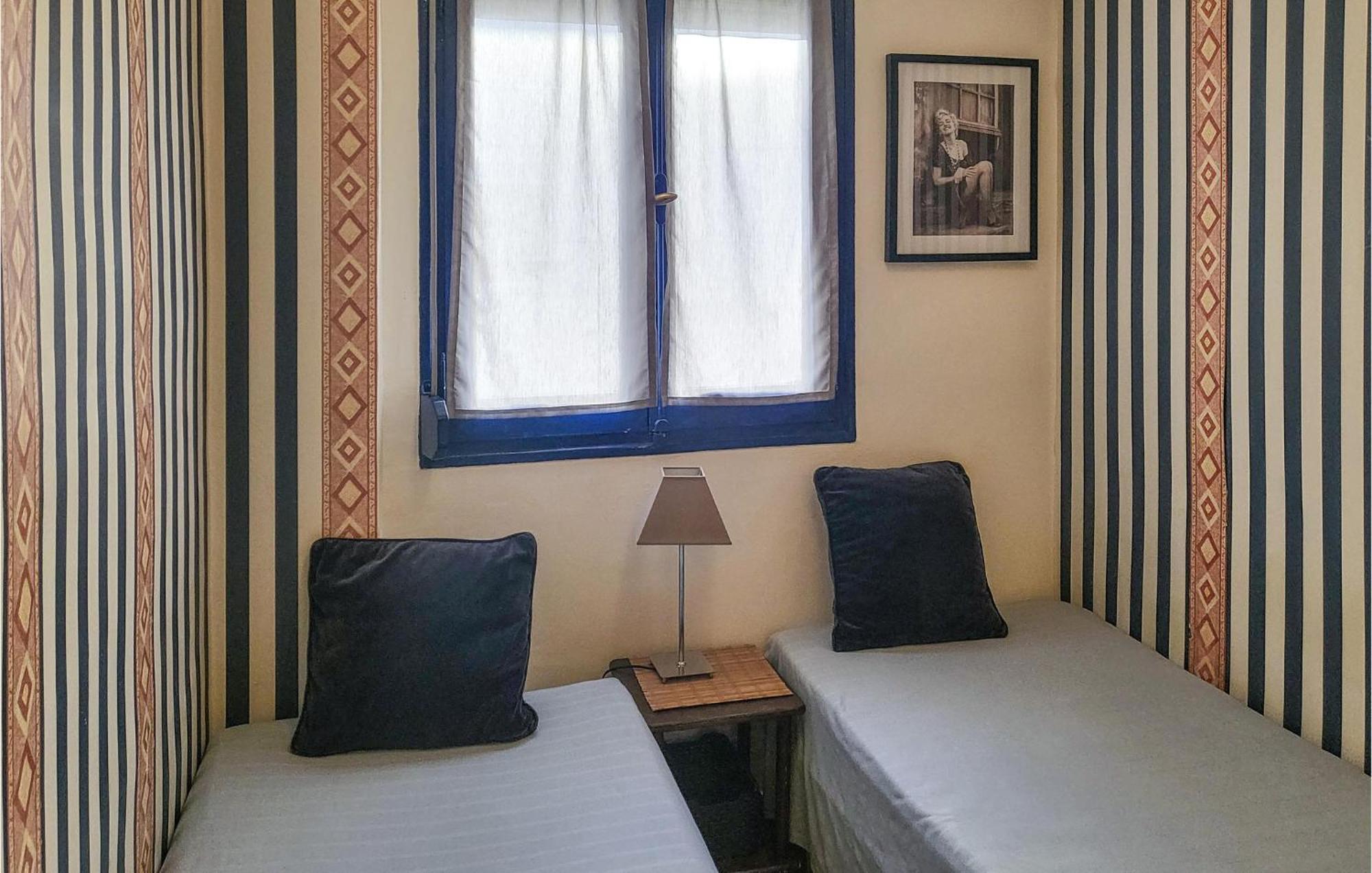 2 Bedroom Cozy Apartment In เอลกัมเปโญ ภายนอก รูปภาพ